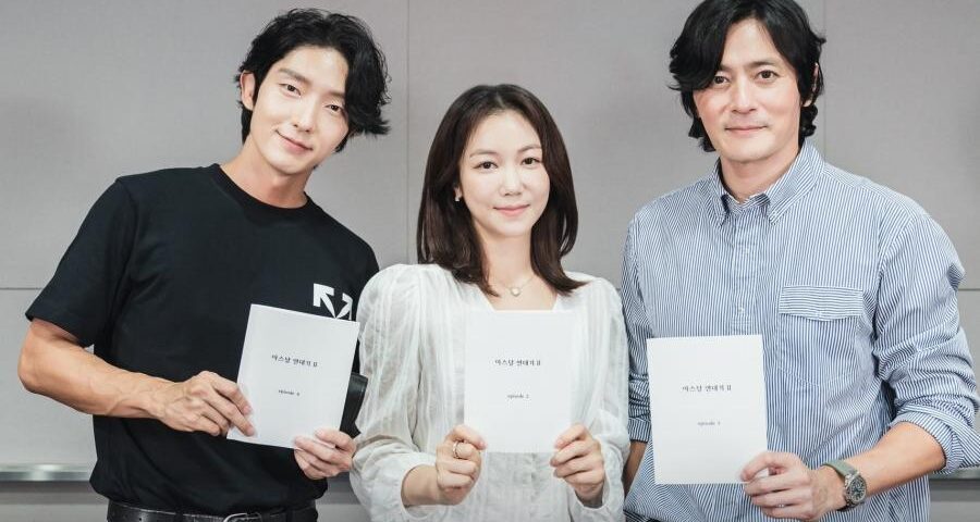 “Arthdal Chronicles 2” Releases Photos Of Lee Joon Gi, Jang Dong Gun, Kim Ok Bin, And More From Script Reading