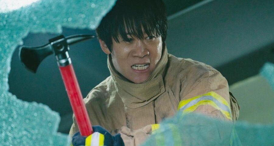 Jin Sun Kyu Turns Dark After His Tragic Loss In “The Uncanny Counter 2”